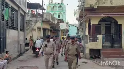મેઘરજ: બકરી ઈદના તહેવાર ને લઈને નગર ના અલગ અલગ વિસ્તારો માં પોલીસ તંત્ર દ્વારા ફૂટ માર્ચ યોજવામાં આવી