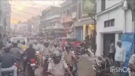 छपरा: ईद उल अजहा (बक़रीद) की पूर्व संध्या पर छपरा में जिलाधिकारी श्री अमन समीर एवं पुलिस अधीक्षक डॉ कुमार आशीष के नेतृत्व में