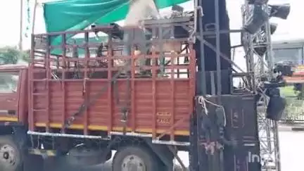 गोंदिया: ओम श्रीसाई माऊली सेवा समिती व सार्व.नवयुवक गणेश उत्सव मंडळाच्या वतीने दुर्गा चौक येथे श्रीसाईबाबा मूर्ती प्राणप्रतिष्ठा