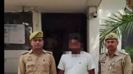 प्रतापगढ़: मान्धाता पुलिस ने किशोरी के साथ घर में घुसकर अश्लील हरकत करने वाले वारण्टी अभियुक्त को उसके घर से किया गिरफ्तार