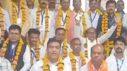 उज्जैन शहर: सदावल मार्ग स्थित श्री हरिचांद ठाकुर जी के मंदिर में भीत पूजन कार्यक्रम संपन्न, भारत के विभिन्न देशों से पहुँचे लोग
