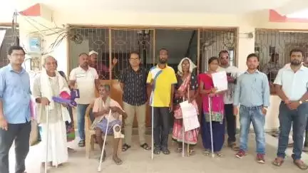 ପାରଳାଖେମୁଣ୍ଡି: ଗୁମ୍ମା ବ୍ଳକ ଠାରେ ଦିବ୍ୟାଙ୍ଗ ମାନଙ୍କୁ ମାଗଣା ଆବଶ୍ୟକ ସାମଗ୍ରୀ ପ୍ରଦାନ