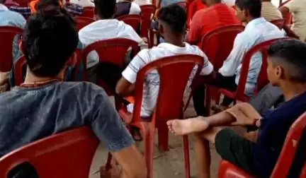 दाड़ी: गिद्धि में किसानों को उन्नत और स्वस्थ बीज के चयन के बारे में जानकारी दी गई