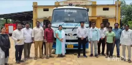 एटापल्ली: एटापल्ली येथे नविन सार्वजनिक शववाहीका वाहनाचे लोकार्पण