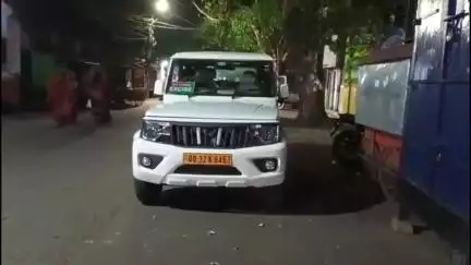 ଧରାକୋଟ: ଢଉଗାଁ ଛକ ନିକଟରୁ ଗଞ୍ଜେଇ ସହ ଗୋଟିଏ ଅଟୋ,ତିନି ମୋବାଇଲ,ତିନି ଗିରଫ ଅଭିଯୁକ୍ତ ଙ୍କୁ କୋର୍ଟ ଚାଲାଣ