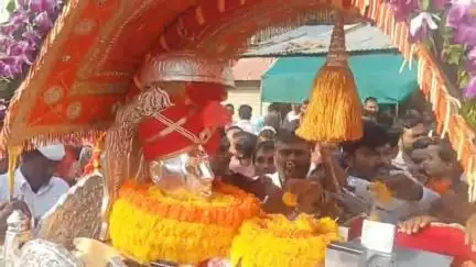 बाळापूर: भक्तीमय वातावरणात वाडेगावात 'श्री' गजानन महाराज पालखीचे ग्रामपंचायत प्रशासनासह भाविक भक्तांनी केले जल्लोषात स्वागत