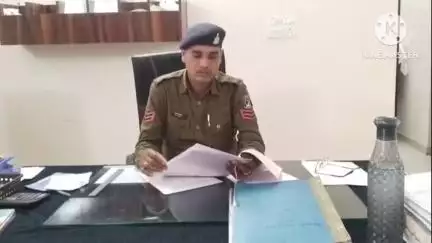 चारपारा गांव में युवक के साथ 3 लोगों ने मिलकर की मारपीट, मामला दर्ज