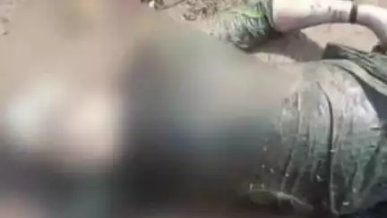 हाथरस: गांव नारायनपुर के पास नहर पुलिया के नीचे फंसा मिला महिला का शव, पुलिस ने शव कब्जे में लेकर पोस्टमार्टम के लिए भेजा