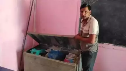 सौर बाज़ार: उत्क्रमित मध्य विद्यालय मधुरा में ताला तोड़कर चोरी की घटना को अंजाम दिया