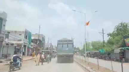 vijayapur mai owarlod gadio se rod jam ki estthi bani