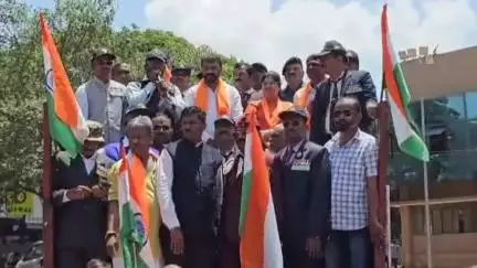 ಧಾರವಾಡ: ಆಪರೇಷನ್‌ ಸಿಂಧೂರ್ ಬೆಂಬಲಿಸಿ ನಗರದಲ್ಲಿ ಬಿಜೆಪಿಯಿಂದ ಬೃಹತ್‌ ತಿರಂಗಾ ಯಾತ್ರೆ