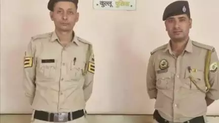 कुल्लू: पुलिस ने राउगी नाला के समीप गश्त के दौरान 847 ग्राम चरस के साथ एक व्यक्ति को पकड़ा