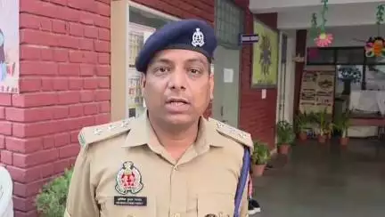 कानपुर: सोशल मीडिया पर वीडियो अपलोड कर छात्रा ने छेड़खानी का लगाया आरोप, एसीपी चकेरी ने दी जानकारी