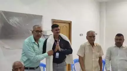 बेलागंज: बेलागंज में भारतीय स्टेट बैंक शाखा के शाखा प्रबंधक का विदाई समारोह आयोजित किया गया