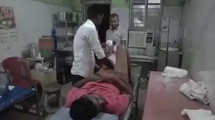 हाजीपुर: सोनपुर के टरमामहिपाल में दो मोटरसाइकिल की टक्कर में युवक घायल