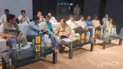 विदिशा: रवींद्रनाथ टैगोर ऑडिटोरियम में शिक्षकों को कैरियर मार्गदर्शन की जानकारी दी गई, सुबह 7 से शाम 7 तक चला प्रशिक्षण