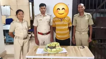 ନୂଆପଡା: ଜିଲ୍ଲାରେ ଅପରେସନ ଶୁଦ୍ଧି ଅଭିଯାନ ବିଭିନ୍ନ ସ୍ଥାନରେ ଚଢ଼ାଉ କରି ଚାରିଟି ମାମଲା ରୁଜୁ, ମଦ ଜବତ