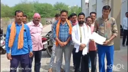 विदिशा: वार्ड 33, मिर्जापुर, बराखेड़ी और सोराई के किसानों व रहवासियों ने तहसीलदार से अतिक्रमण की शिकायत की
