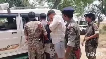 मोहिउद्दीननगर: सुल्तानपुर में STF और पुलिस ने AK-47 सहित आधुनिक हथियारों के साथ 5 अपराधियों को किया गिरफ्तार
