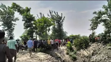 आलमनगर: शहजादपुर पंचायत में पोखर में डूबने से लड़के की मौत, परिवार में छाया मातम