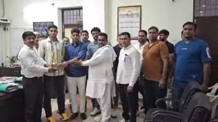 रोहतक: एसडीएम कार्यालय के कर्मचारी के बेटे राहुल डागर का प्रो कबड्डी लीग में चयन, कार्यालय में हुआ स्वागत