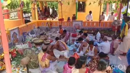 খাতড়া: বিষ্ণু মন্দিরের পুনঃপ্রতিষ্ঠা হল ইন্দপুরের শালকাপ গ্রামে, মন্দির প্রতিষ্ঠা উপলক্ষে গ্রামে ছিল উৎসবের আবহ