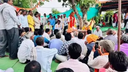 अवंतिपुर बड़ोदिया: ग्राम लाला खेड़ा में श्री भागवत कथा का आयोजन, विधायक घनश्याम चंद्रवंशी हुए शामिल