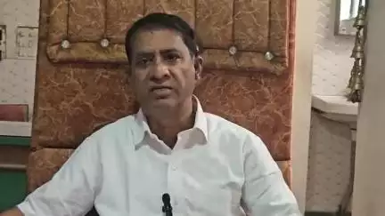 अलिबाग: वडखळ-अलिबाग रस्त्याची अत्यंत दयनीय अवस्था   
दुरावस्थेबाबत पंडितशेठ पाटीलांची सरकारकडे जोरदार मागणी