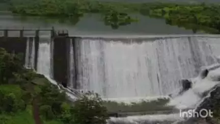 पनवेल: पनवेल तालुक्यातील गाढेश्‍वर, देहरंग, मोरबे धरणासह इतर पावसाळी पर्यटन स्थळांवर पर्यटकांना प्रवेशबंदी