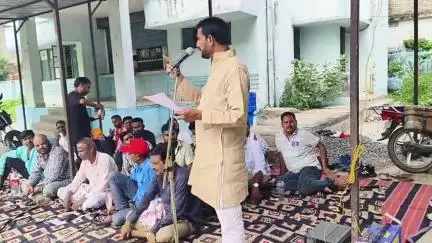 बिहार में बिजली बिल का सारा पैसा सरकार के पास नहीं जाता है, बहुत बड़ा हिस्सा प्राइवेट कंपनियों के हाथों में चला जाता है।