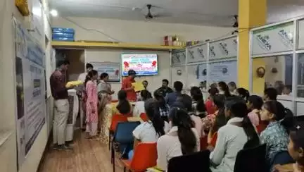 हिलसा के राज कंप्यूटर सेंटर में कुशल युवा कार्यक्रम के तहत दर्जनों प्रतिभागी हुए प्रशस्ति पत्र से सम्मानित, डा. मानव हुए शामिल