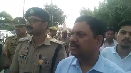 खबर औरैया से बकरा ईद त्योहार को लेकर जिला अधिकारी बोले सकुशल संपन्न हुआ त्यौहार
