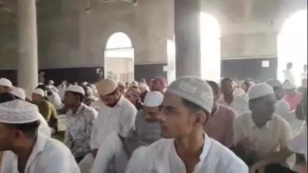 बिलारी: बिलारी व कुंदरकी क्षेत्र में ईद उल जुहा बकरीद की नमाज शांतिपूर्ण माहौल में संपन्न, हजारों नवाज़ी पहुंचे