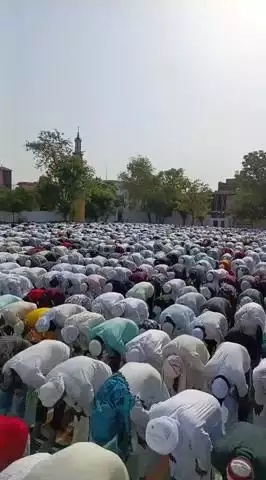 अलवर: ईद उल अजहा पर नयाबास स्थित ईदगाह में हुई मुख्य नमाज