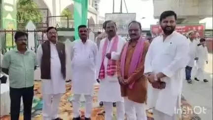 शहर की विभिन्न मस्जिदों में शांतिपूर्ण ढंग से ईद उल अजहा की नमाज अदा की गई, देश के हक में मांगी गई दुआएं
