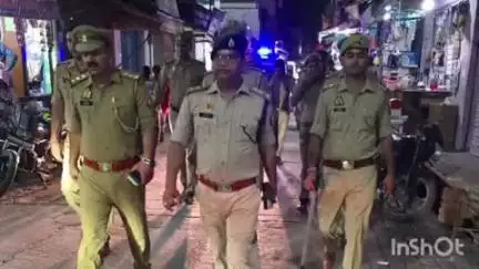 अनूपशहर: अनूपशहर सीओ ने पुलिस फोर्स के साथ ईद पूर्व अनूपशहर कस्बे में निकाला फ्लैग मार्च