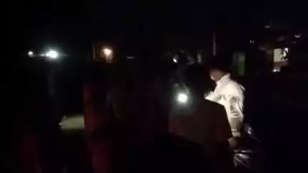 डिंडौरी: कूड़ा गांव में मोटरसाइकिल भैंस से टकराई, चालक घायल, ग्रामीणों ने जिला अस्पताल पहुंचाया