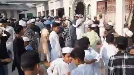 बलिया: नगर और बलिया प्रखंड क्षेत्र में शांतिपूर्ण माहौल में मनाई जा रही है बकरीद