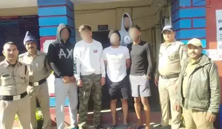 जोशीमठ: पार्किंग को लेकर हुए विवाद में होटल मालिक और उसके बेटे से मारपीट के आरोपी 5 युवकों को ज्योतिर्मठ पुलिस ने किया गिरफ्तार