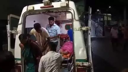 ବୌଦ୍ଧ ସଦର: ବୌଦ୍ଧ ଡାକ୍ତରଖାନାରେ ବଜ୍ରପାତରେ ମୃତକଙ୍କ ସମ୍ପର୍କୀୟ ଓ ଗୁରୁତରଙ୍କୁ ଭେଟିଲା ପ୍ରଶାସନ