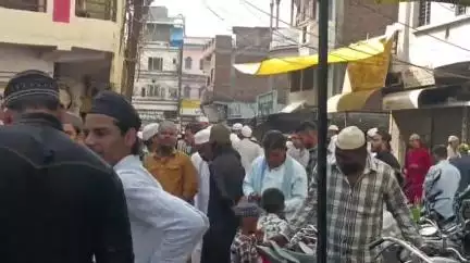 सीहोर नगर: शहर की मस्जिदों में ईद उल अजहा की विशेष नमाज अदा की गई, अमन चैन की दुआ मांगी गई, शहर काजी इमाम का स्वागत