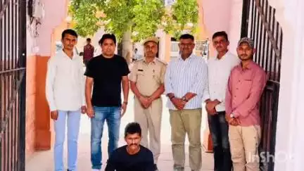 ओसियां: शेरगढ़ पुलिस ने दुष्कर्म के मामले में फरार चल रहे इनामी आरोपी को किया गिरफ्तार