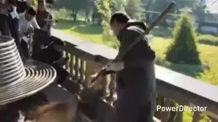 नैनीताल: नैनीताल के दो दिवसीय दौरे पर पहुंचे सीएम पुष्कर सिंह धामी ने मल्लीताल पंत पार्क में लगाया झाड़ू