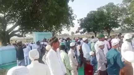 इटवा: इटवा क्षेत्र में सौहार्दपूर्ण ढंग से मनाया गया बकरीद का त्यौहार