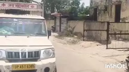 अकबरपुर: अकबरपुर में रेलवे ट्रैक पर मिली युवती का शव, इंजीनियरिंग कॉलेज के पास पुलिस जांच में जुटी
