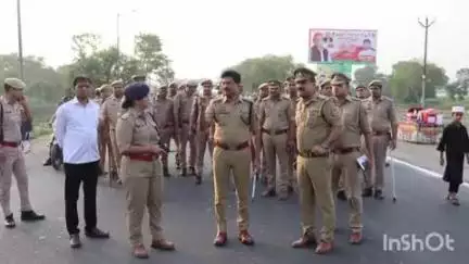सिकंंदराबाद: ईद पर्व को लेकर एसएसपी दिनेश कुमार सिंह ने सिकंदराबाद थाना क्षेत्र में कानून व्यवस्था का लिया जायजा