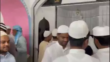 गोविंदपुर: बनिया विगहा में धूमधाम से मनाया गया बकरीद पर्व, एक-दूसरे को गले मिलकर दी बधाई