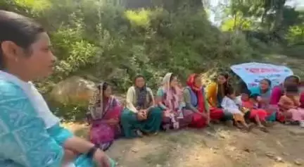 पोखरी: विरसण सैरा में राष्ट्रीय ग्रामीण आजीविका मिशन के तहत बैठक का आयोजन, समूहों का किया गया गठन