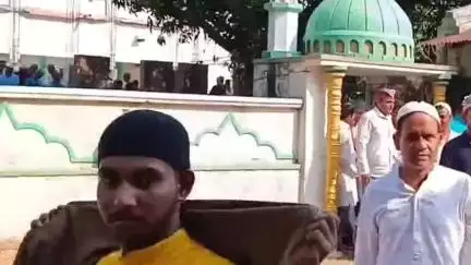 রাজনগর: রাজনগরে যথাযথ মর্যাদার সাথে ঈদুল আযহার নামাজ পড়লেন মুসলিম সম্প্রদায়ের মানুষ