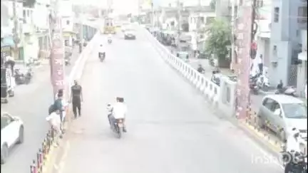 कटनी नगर: बकरीद पर कटनी पुलिस ने की पेट्रोलिंग, मस्जिदों और सुभाष चौक पर पुलिस तैनात